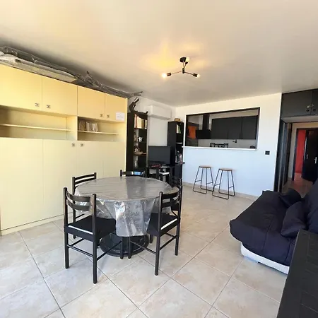 Apartment Chau *