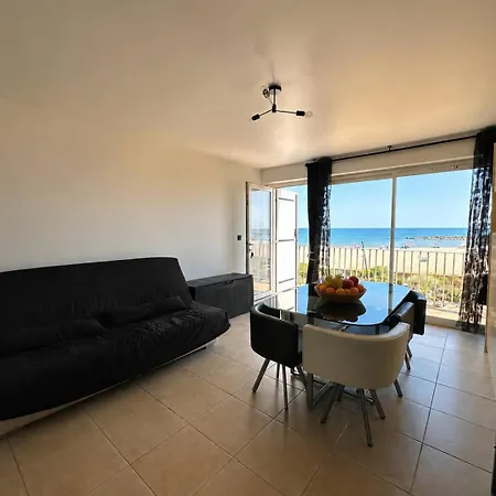 Chau Apartment