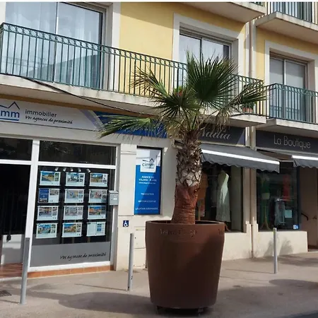 Apartment Chau *